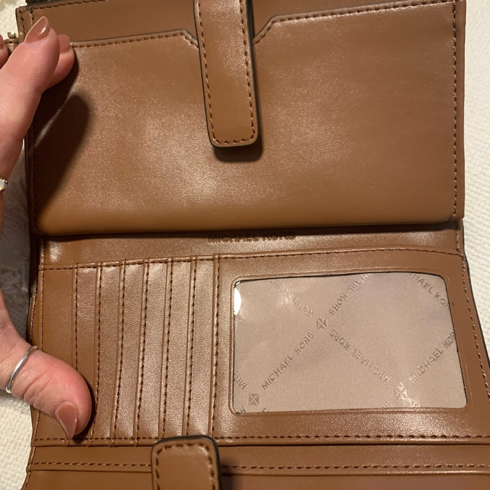 Michael kors jet set travel double zip wallet - Picture 7 of 9